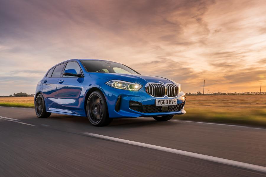  BMW 118i M Sport (F40) 2019 года  (UK) (фото 4 из 43)